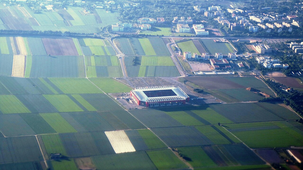 Стадион Mewa Arena